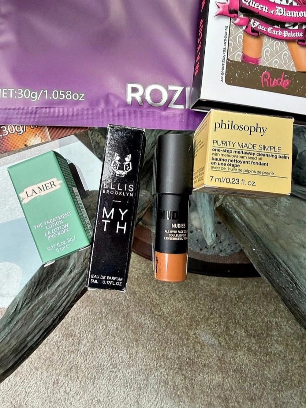 La Mer Philosophy Highlighter Makeup Palette & Bulgari Coametic Pouch 11 pc Set - Picture 3 of 13